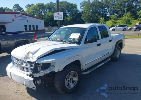 2008 Dodge Dakota Quad Laramie z USA, uszkodzony, nr VIN 1D7HW58NX8S602778